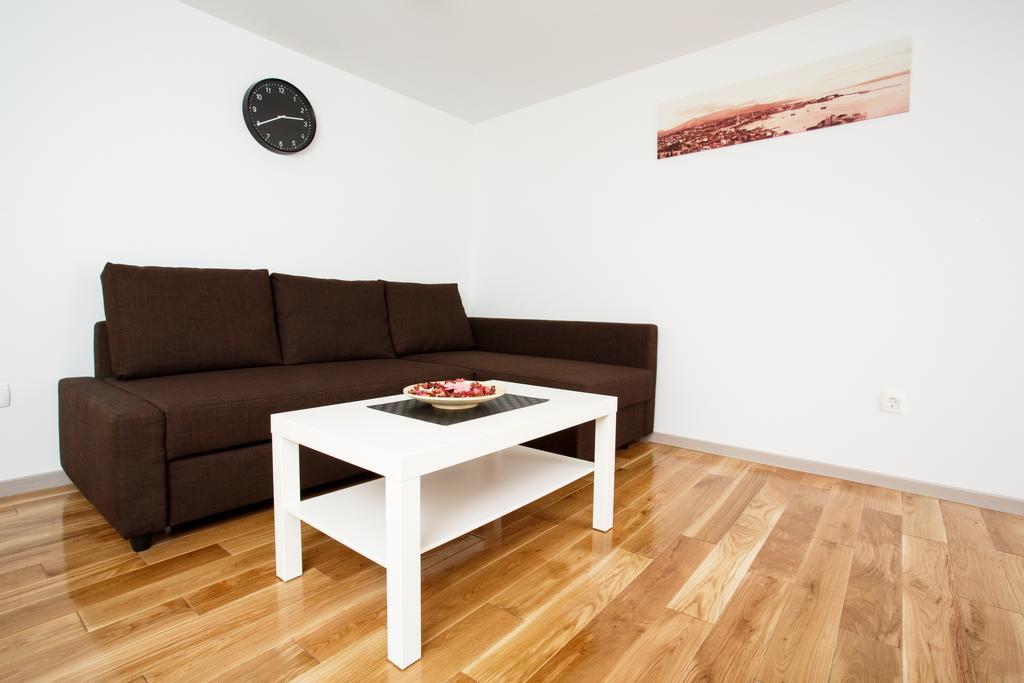 Neva Old Town Apartments Сплит Номер фото
